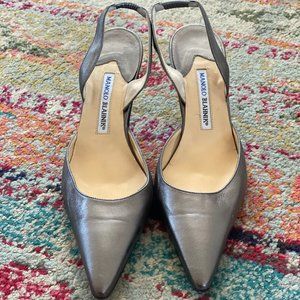 Manolo Blahnik size 40 kitten heel silver sling